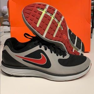 Nike lunarswift+